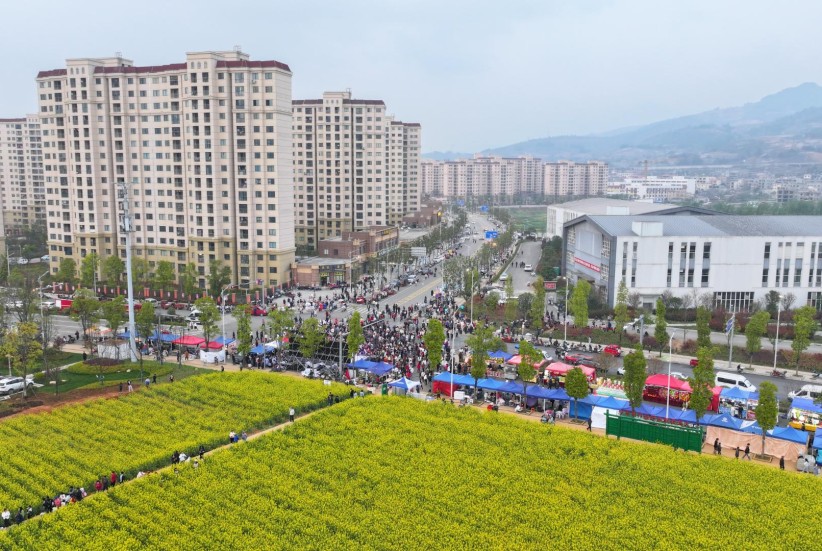 我市推动大型安置区各民族“互嵌式”发展